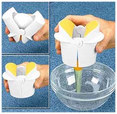 20080530083257-egg-crack-gadget.jpg